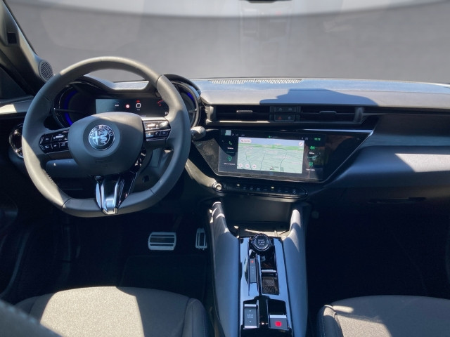 Bild 5: Alfa Junior Ibrida 1.2 Hybrid eDCT6