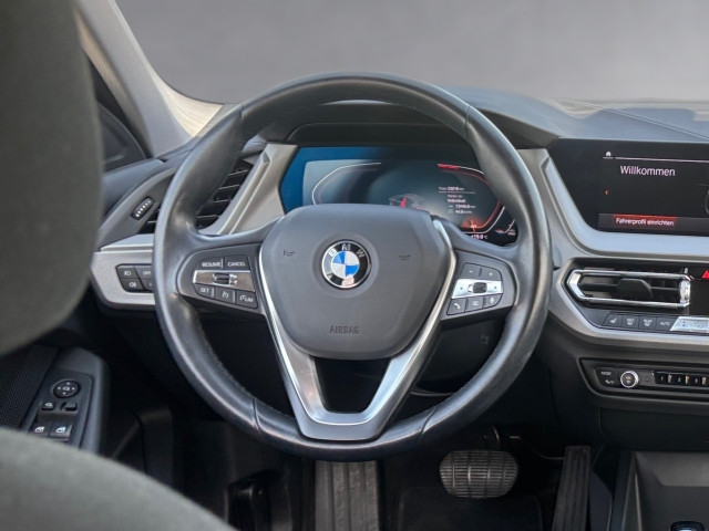 Bild 9: BMW 118d 5-Türer F40 B47