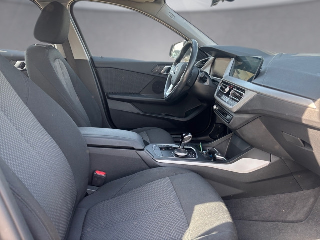 Bild 10: BMW 118d 5-Türer F40 B47