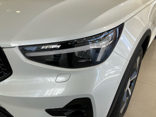 Bild 11: VOLVO PKW XC40 B3 Mild Hybrid