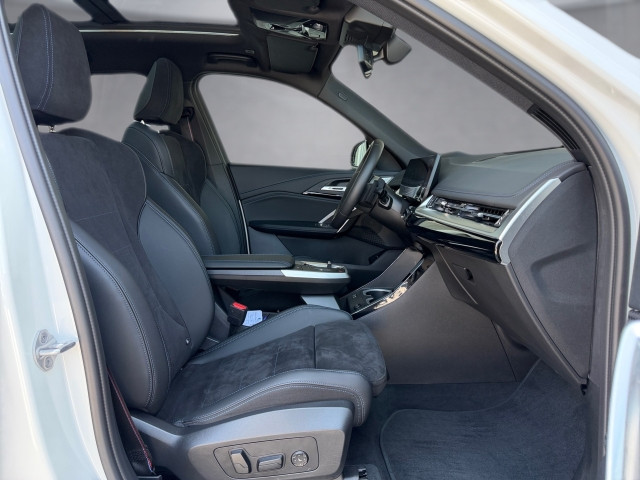Bild 10: BMW X1 xDrive25e U11 XB2