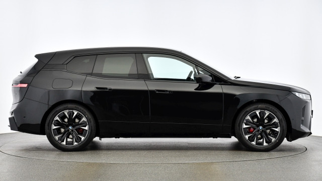 Bild 8: BMW iX xDrive60
