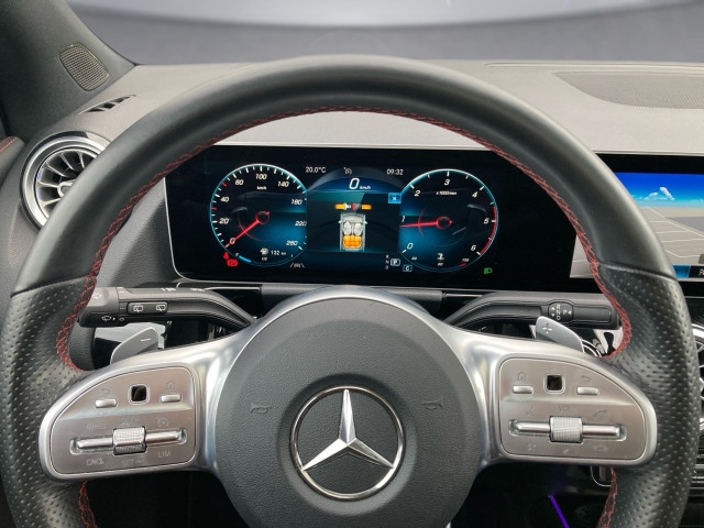 Bild 1: Mercedes GLA 200 Aut.