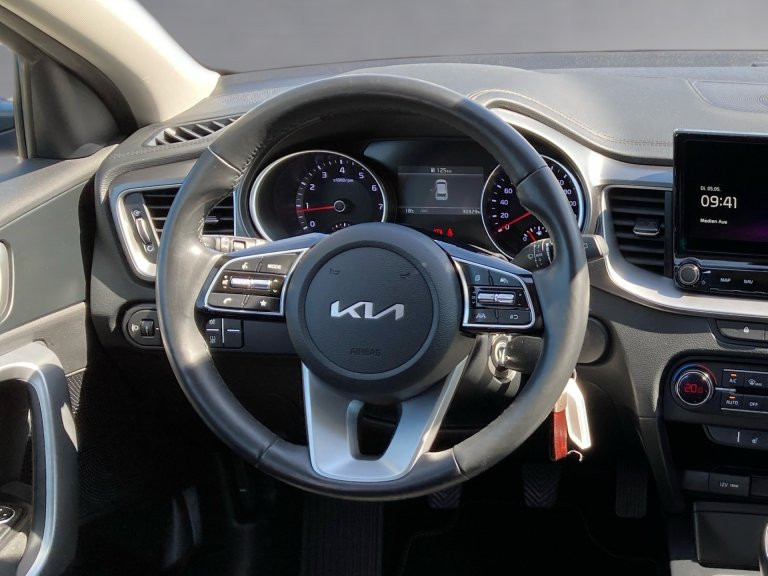 Bild 9: Kia CEED/SILBER/UVO/1.5/TGDI/MT6/160