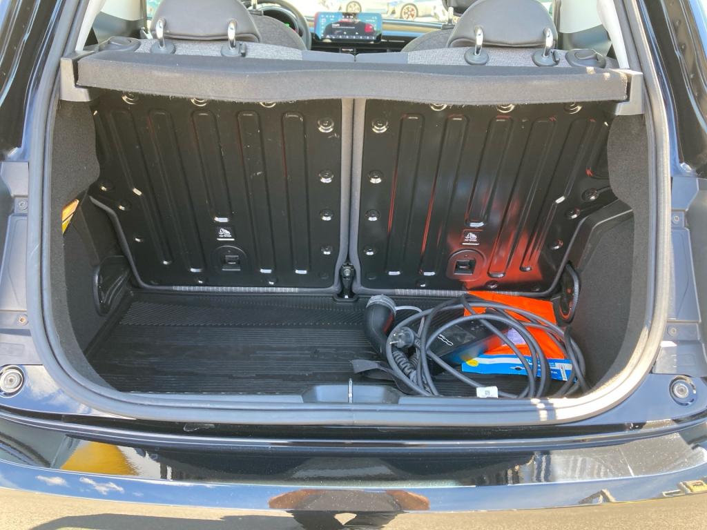 Bild 12: Fiat 500 E Hatchback Icon