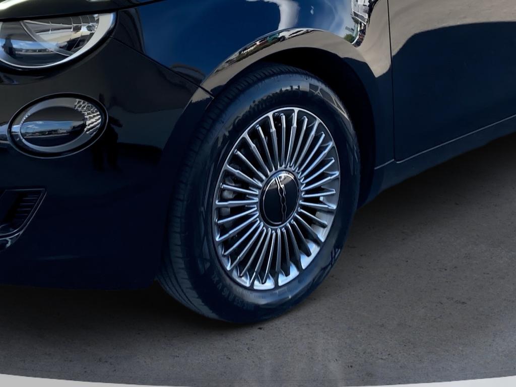 Bild 7: Fiat 500 E Hatchback Icon