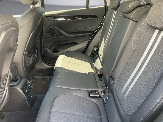 Bild 11: BMW X1 xDrive18d F48