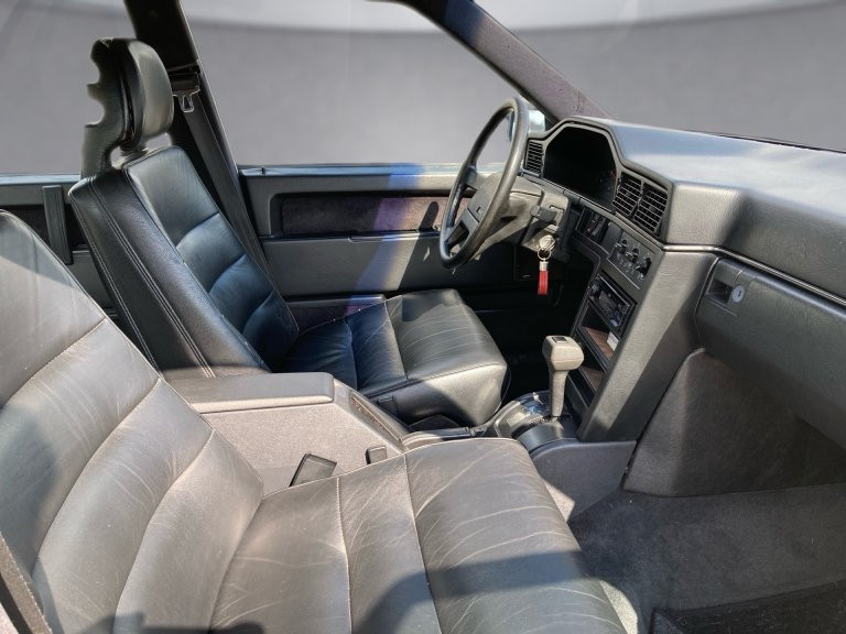 Bild 9: VOLVO PKW 760