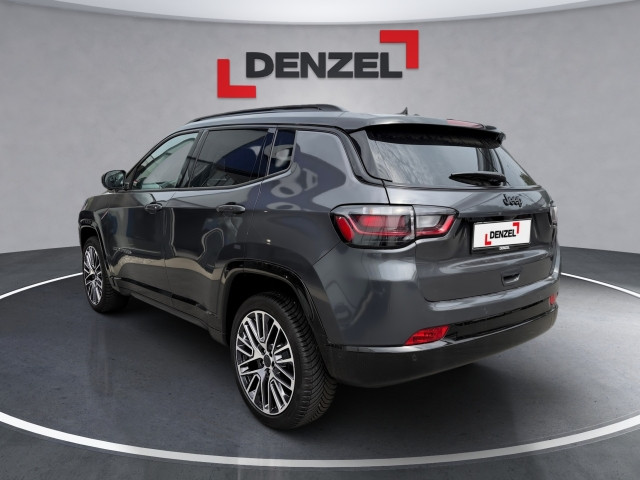 Bild 2: Jeep Compass 1,5 Summit T4 FWD e-Hybrid MHEV