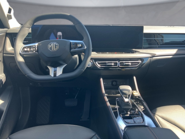 Bild 6: MG HS HEV Luxury Lenkradhzg. 25.5