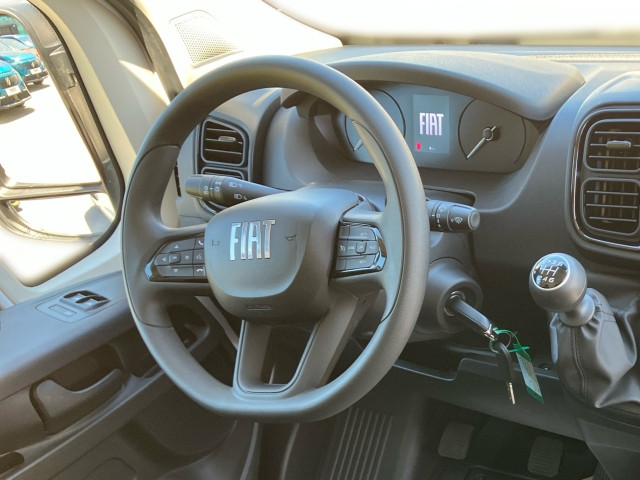 Bild 9: Fiat Transporter Ducato Serie 2 Kastenwagen L2H2 3000 120 MT