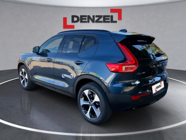 Bild 2: VOLVO PKW XC40 Plus, B3 Mild Hybrid, Benzin, Dark