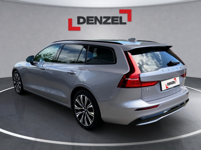 Bild 2: VOLVO PKW V60 Plus, T6 eAWD Plug-in Hybrid, Elektrisch/Benzin, Dark
