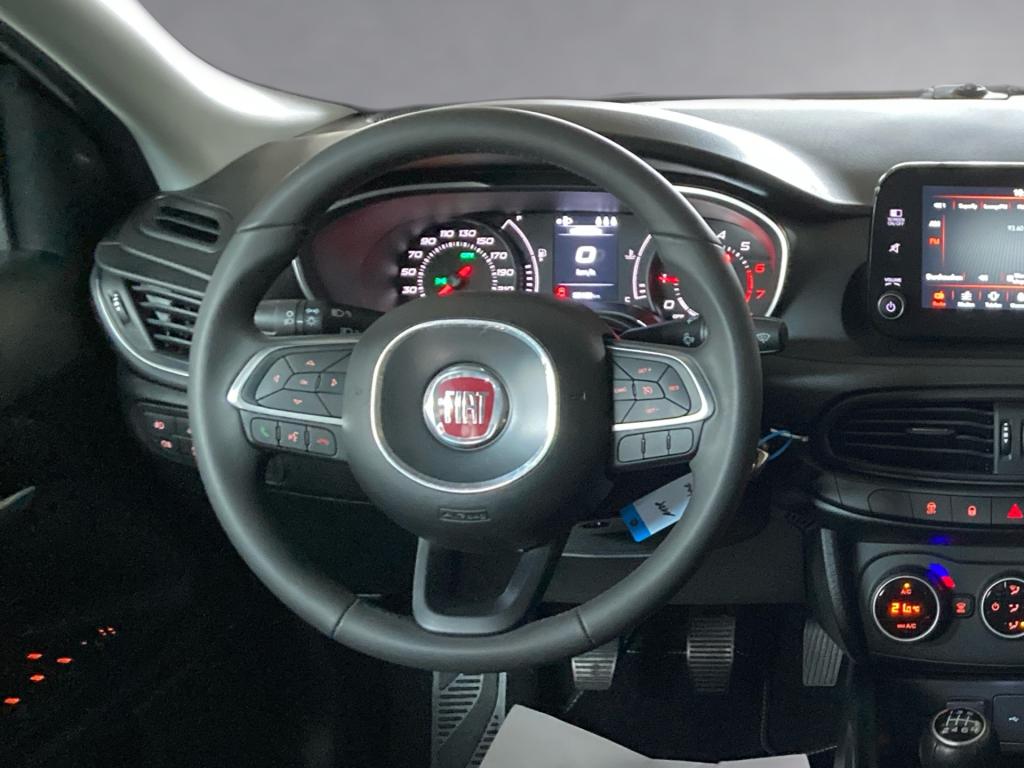 Bild 9: Fiat Tipo 1,4 16V E6D 95 Mirror