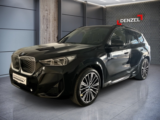 Bild 0: BMW iX1 eDrive20 U11 HB0