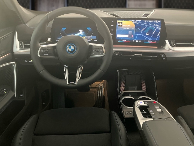 Bild 9: BMW iX1 eDrive20 U11 HB0