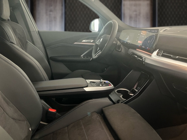 Bild 8: BMW iX1 eDrive20 U11 HB0