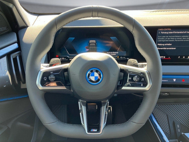 Bild 9: BMW X3 xDrive30e G45 XB1