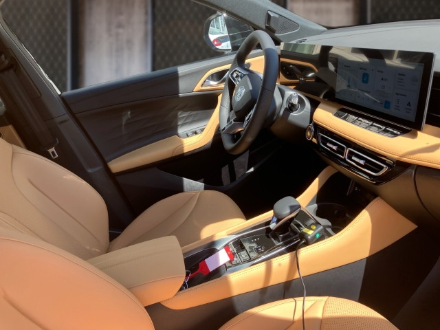 Bild 5: MG HS PHEV+ Luxury 25.5