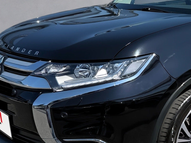 Bild 6: Mitsubishi Outlander 2,2 4WD AT