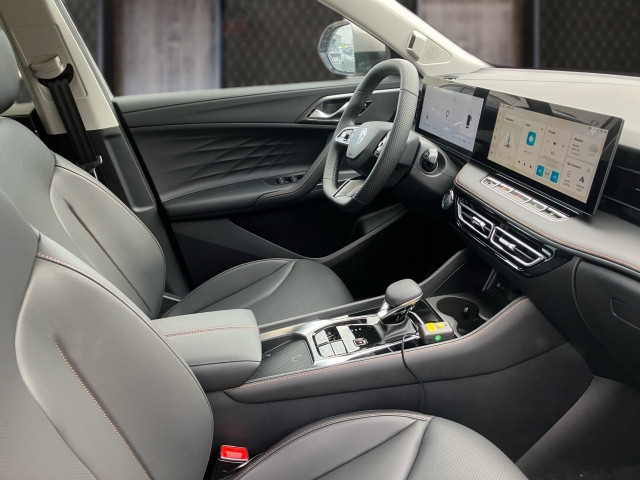 Bild 5: MG HS HEV Luxury 25.5