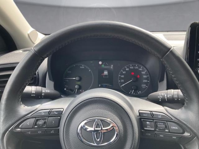 Bild 1: Toyota Yaris - 1,5 l Hybrid, 5-türig, Active