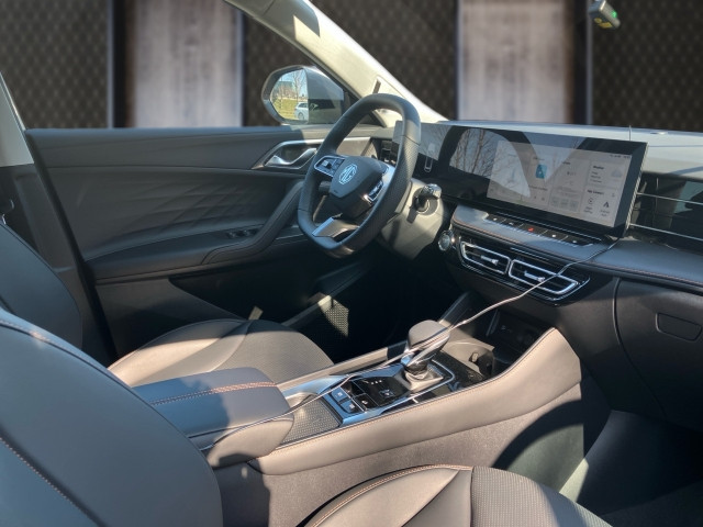 Bild 5: MG HS HEV Luxury 25.5