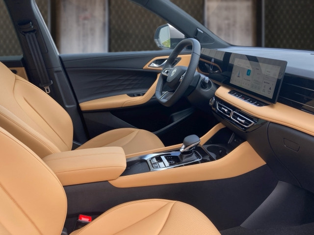 Bild 9: MG HS HEV Luxury 25.5 Österreich Paket