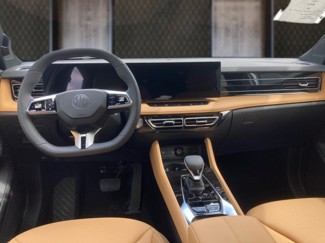 Bild 12: MG HS HEV Luxury 25.5 Österreich Paket