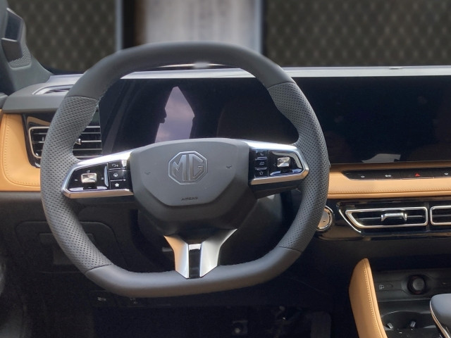 Bild 8: MG HS HEV Luxury 25.5 Österreich Paket