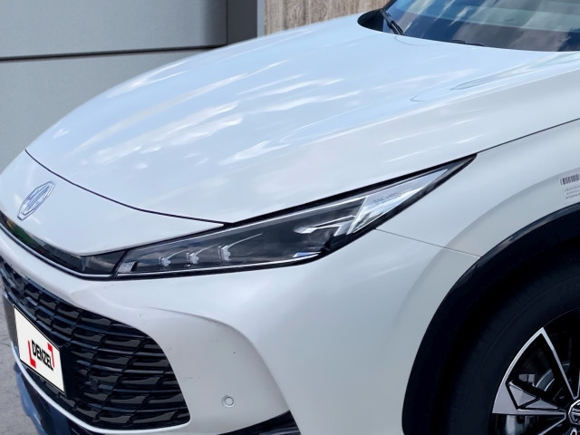 Bild 6: MG HS PHEV+ Luxury Lenkradhzg. 25.5 Österreich Paket EV/PHEV