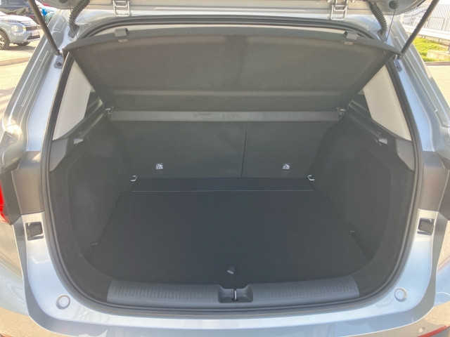 Bild 8: MG ZS HEV Luxury/25.5 Österreich Paket