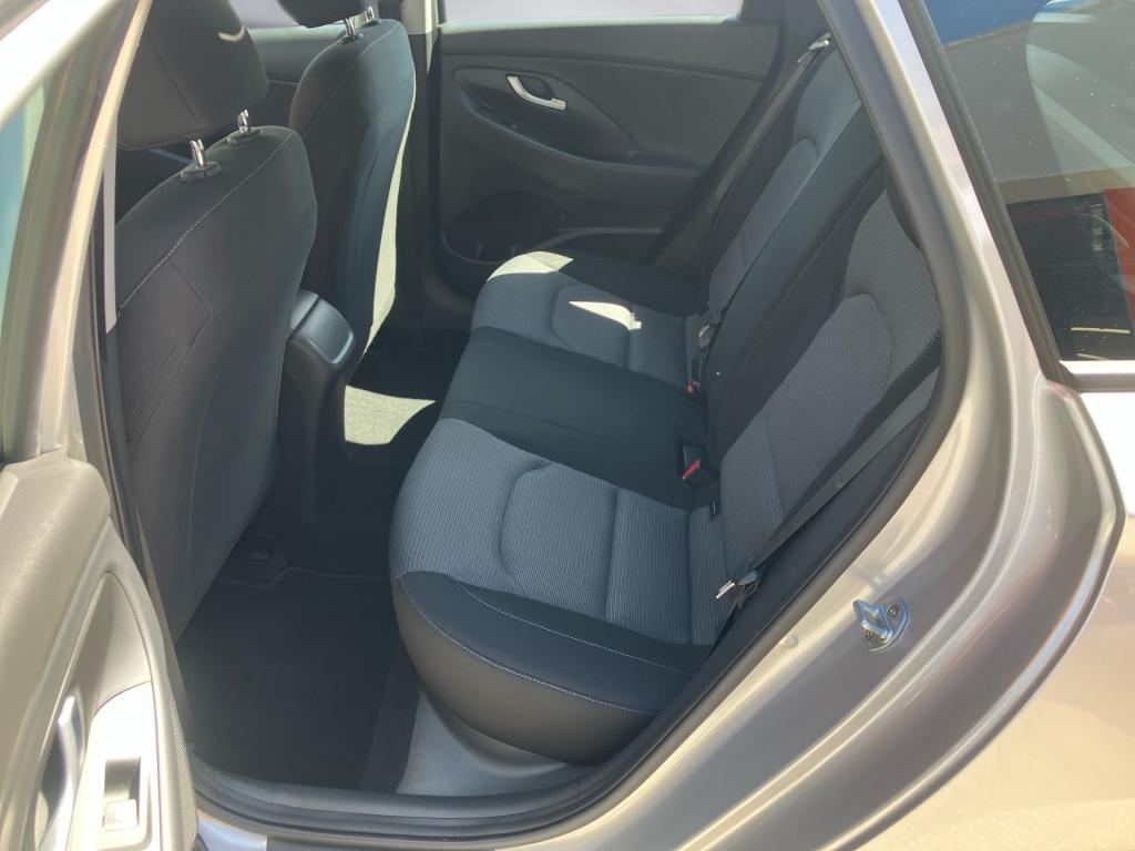 Bild 11: Hyundai i30 CW 1,0 T-GDI Sta