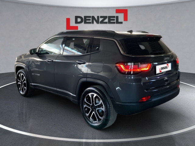 Bild 2: Jeep Compass