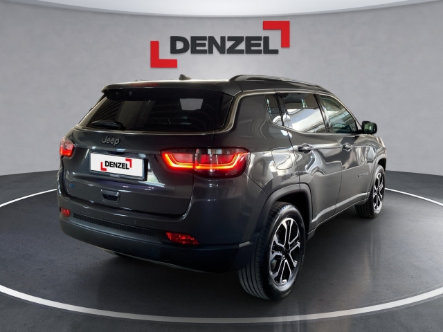 Bild 3: Jeep Compass