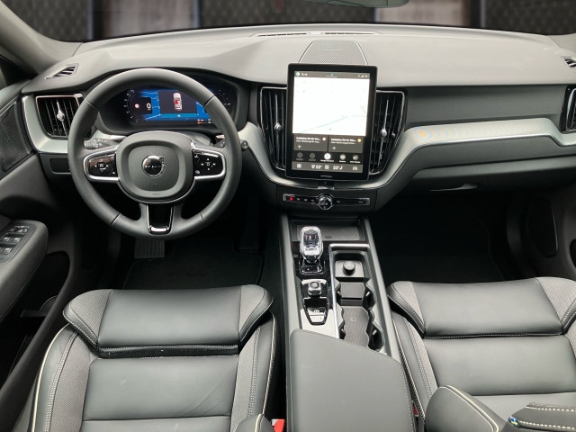 Bild 7: VOLVO PKW XC60 T6 AWD PHEV Plus Black Edition
