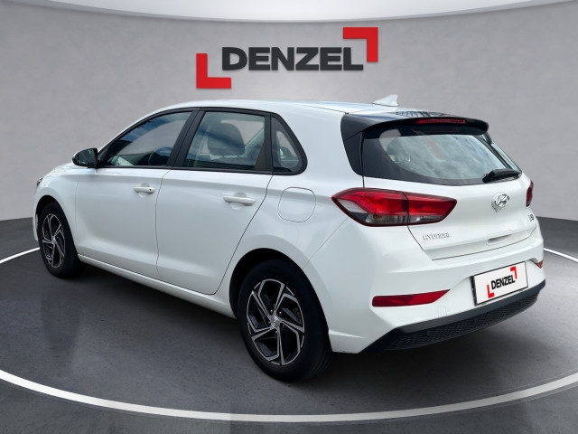 Bild 2: Hyundai i30 CW 1,5 DPI