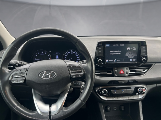 Bild 8: Hyundai i30 CW 1,5 DPI