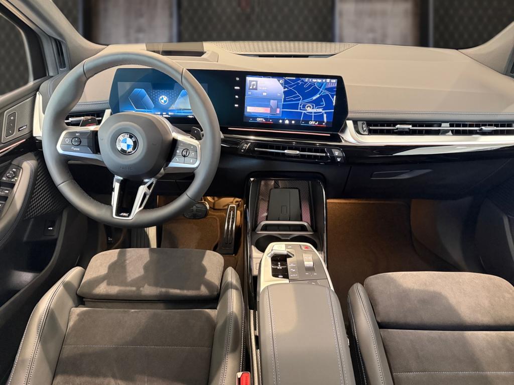 Bild 8: BMW 218d Active Tour B47