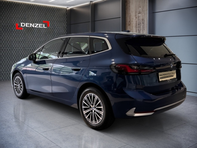Bild 2: BMW 218i Active Tourer