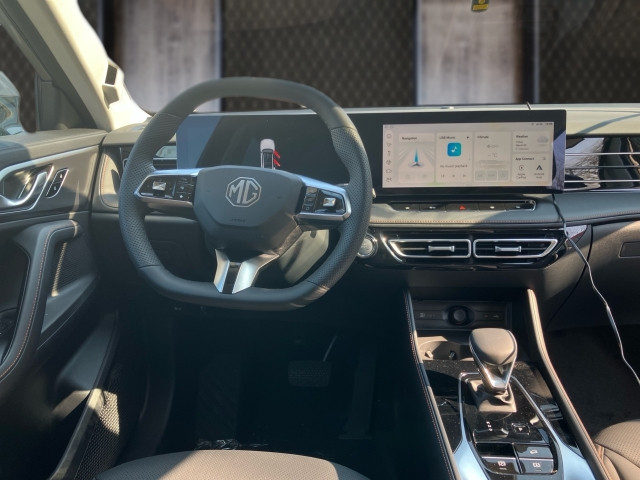 Bild 6: MG HS HEV Luxury 25.5