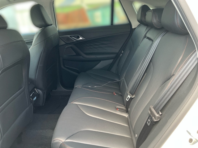 Bild 8: MG HS HEV Luxury 25.5