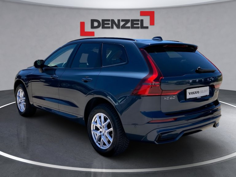 Bild 2: VOLVO PKW XC60 Plus, T6 eAWD Plug-in Hybrid, Elektrisch/Benzin, Dark