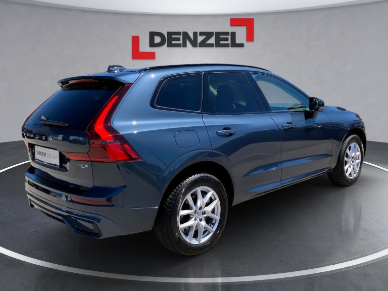 Bild 3: VOLVO PKW XC60 Plus, T6 eAWD Plug-in Hybrid, Elektrisch/Benzin, Dark