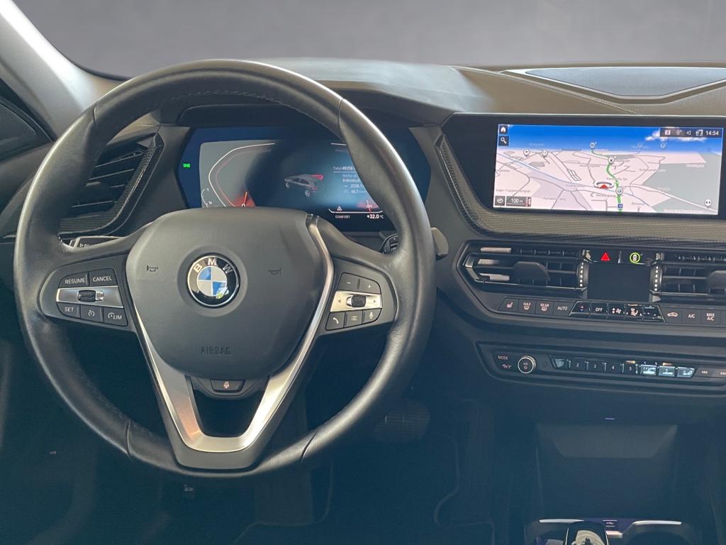 Bild 9: BMW 120i 5-Türer F40