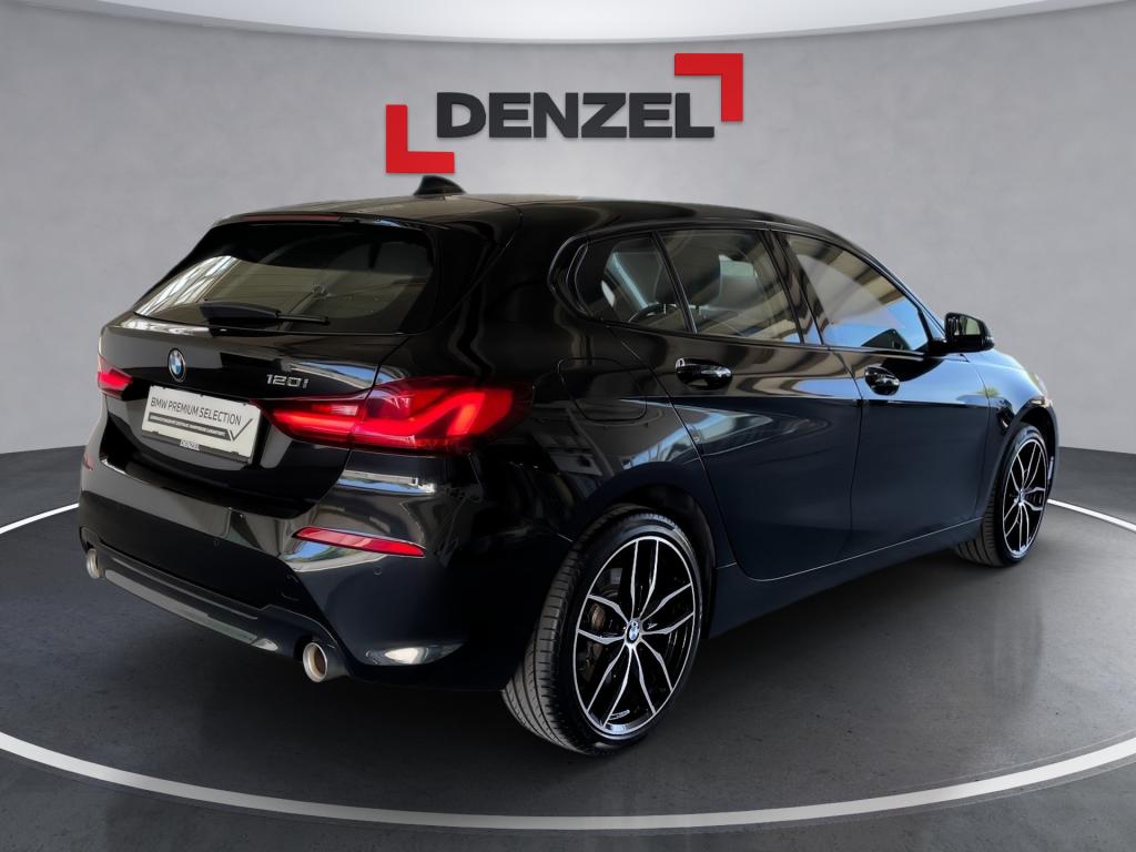Bild 3: BMW 120i 5-Türer F40