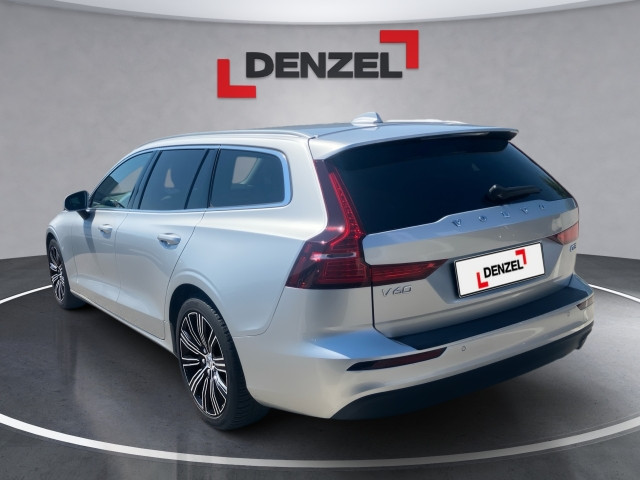 Bild 1: VOLVO PKW V60 D3 Momentum Pro