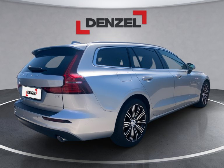 Bild 2: VOLVO PKW V60 D3 Momentum Pro