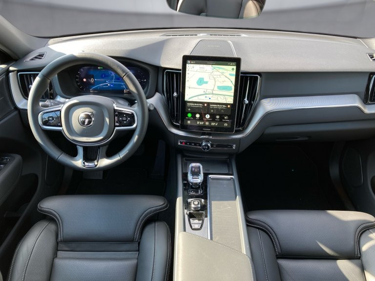 Bild 8: VOLVO PKW XC60 T6 AWD Plus Black Edition