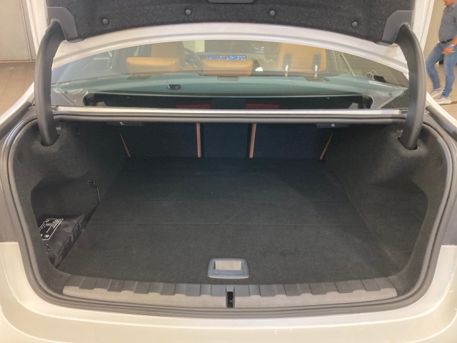 Bild 12: BMW 330e xDrive Limousine MX G20